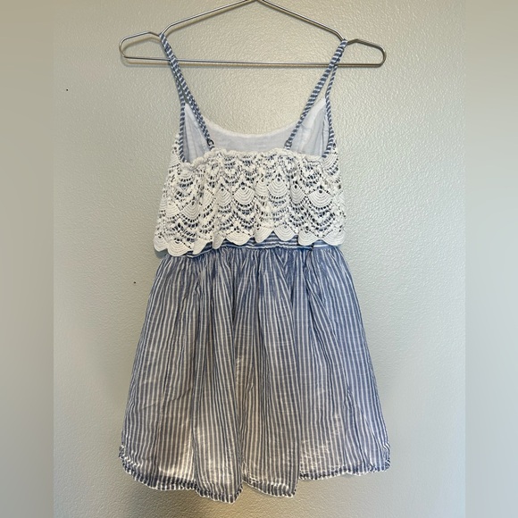 Abercrombie & Fitch White and Blue Striped Smocked Sundress - Picture 2 of 8